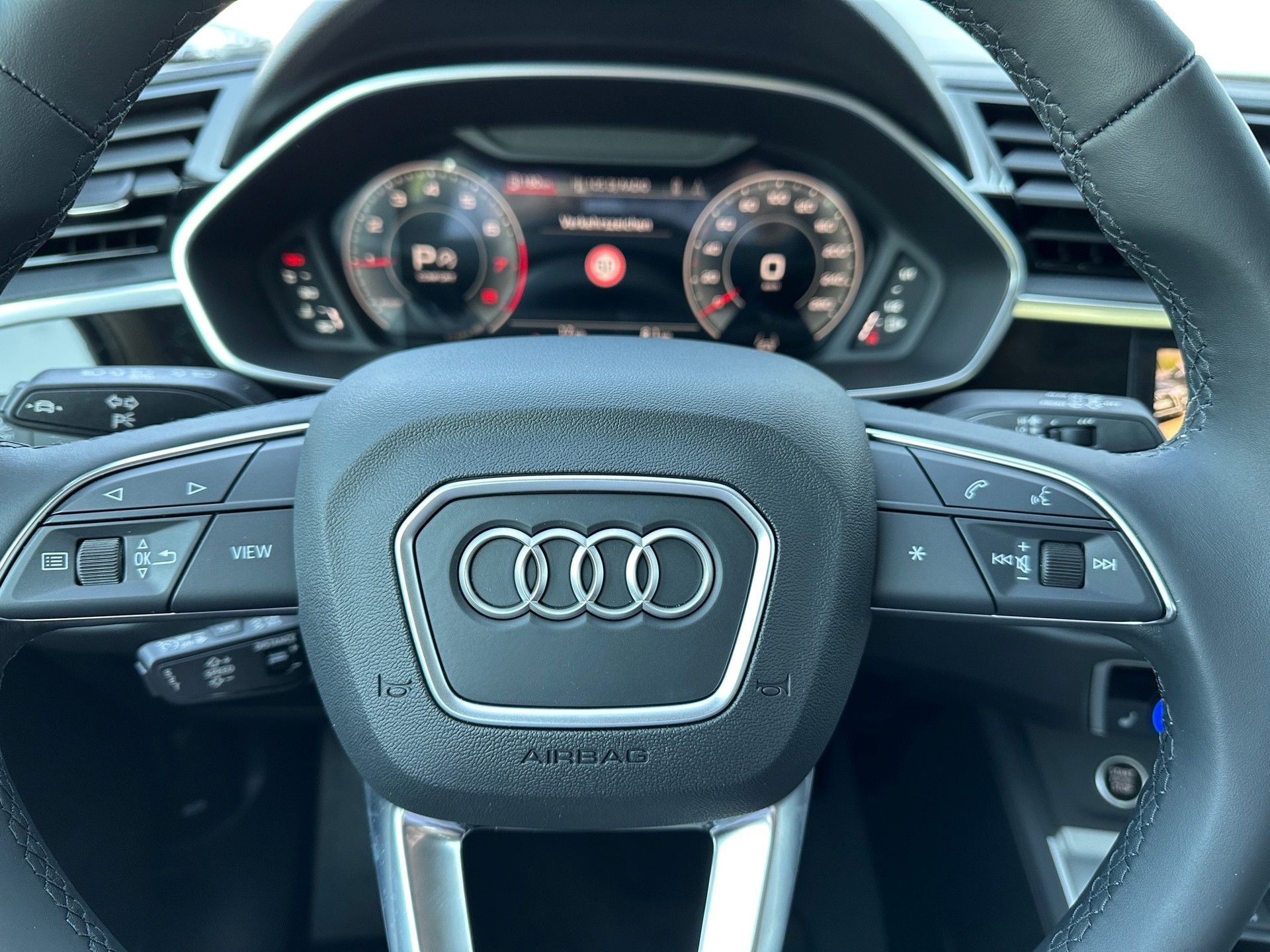 AUDI Q3 35 TFSI advanced Attraction S-tronic-image-7