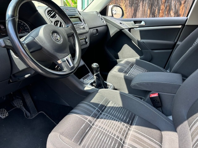 VW Tiguan TDI BMT TREND & FUN 2WD 1,4 ,122 PS .Eintausch möglich-image-10