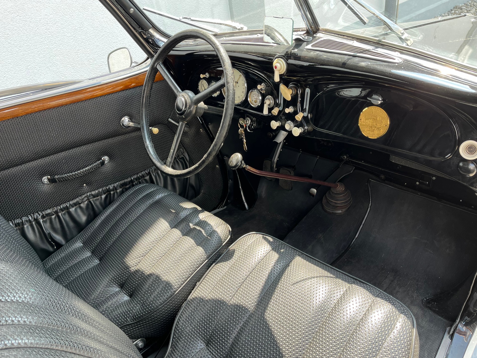 BMW 321 Cabriolet 1939-image-1