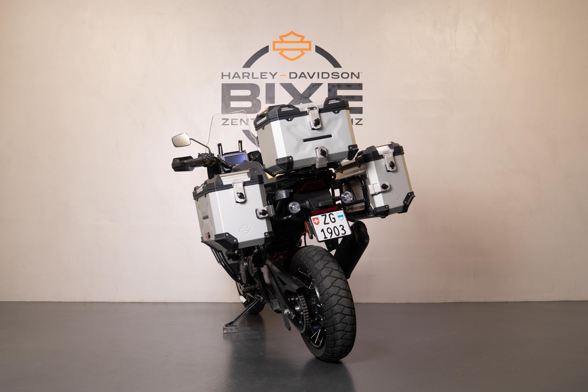 HARLEY-DAVIDSON RA Pan America 1250 Special-showroom-element-3