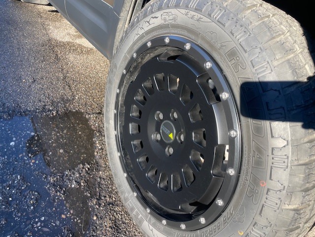 LAND ROVER Defender 110 P400 I6 First Edition 3.0 AT8-image-3