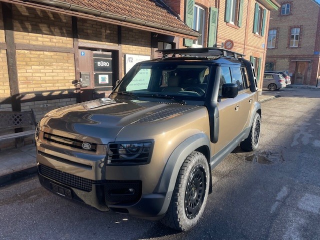 LAND ROVER Defender 110 P400 I6 First Edition 3.0 AT8