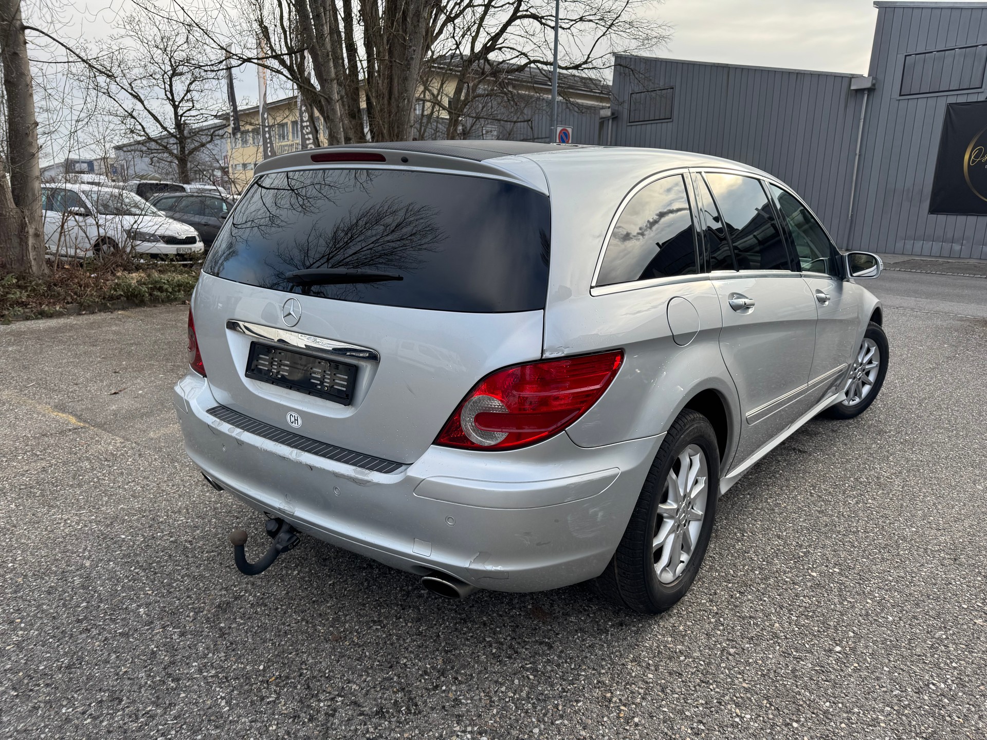 MERCEDES-BENZ R 500 L 4Matic 7G-Tronic * 06x Sitze * Leder * Xenon * Gr. Navi * Tempomat * PDC V+H * B04-image-4