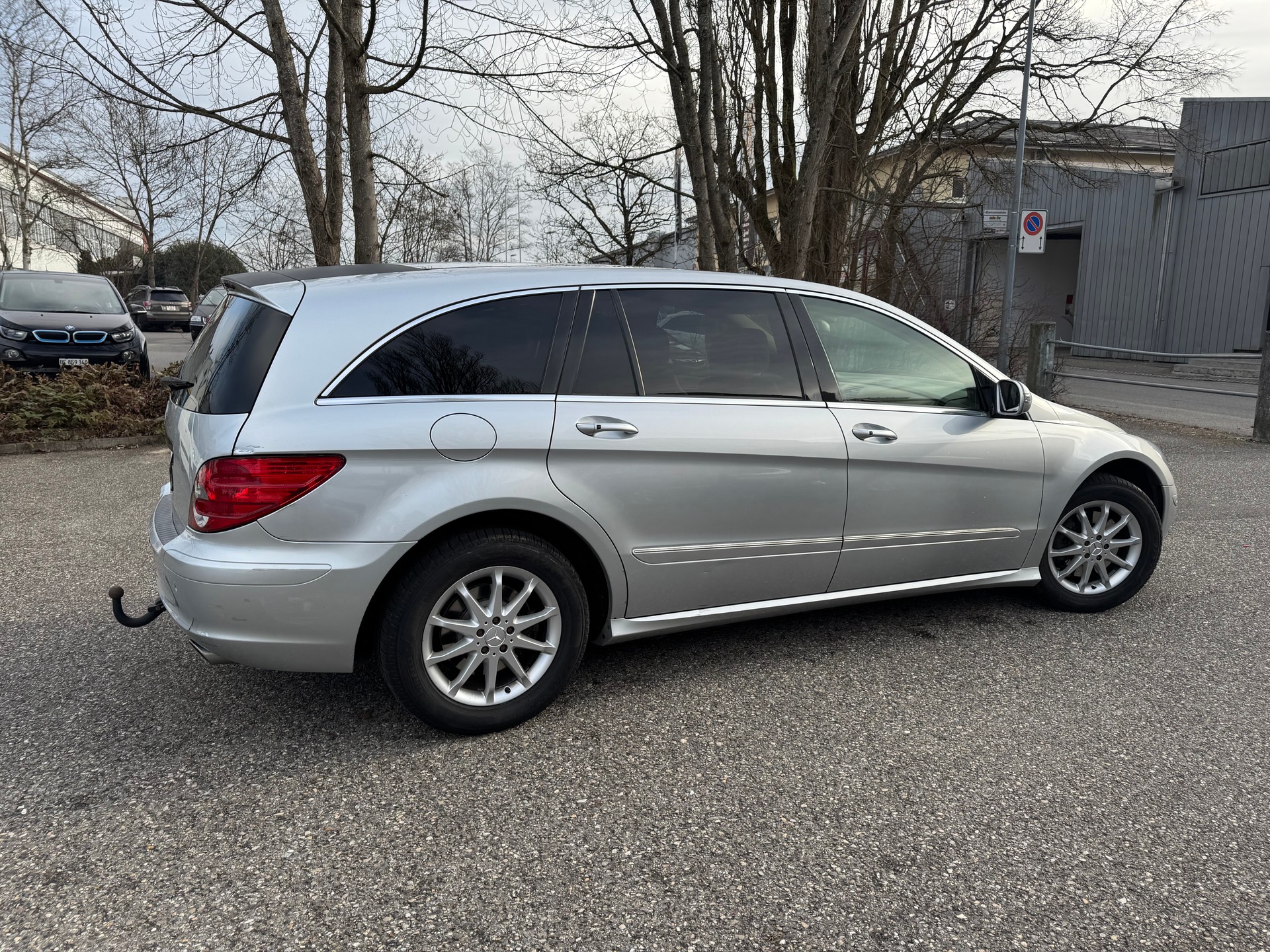 MERCEDES-BENZ R 500 L 4Matic 7G-Tronic * 06x Sitze * Leder * Xenon * Gr. Navi * Tempomat * PDC V+H * B04-image-12
