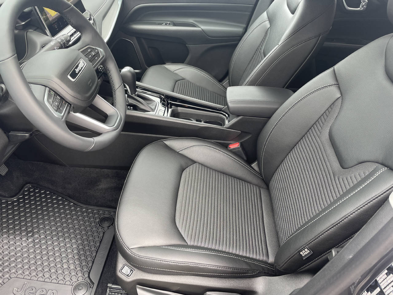 JEEP Compass 1.5 Turbo Swiss Limited-image-7