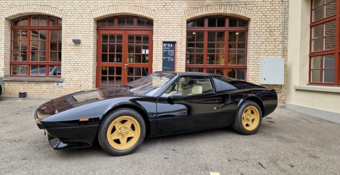FERRARI GTS Quattrovalvole