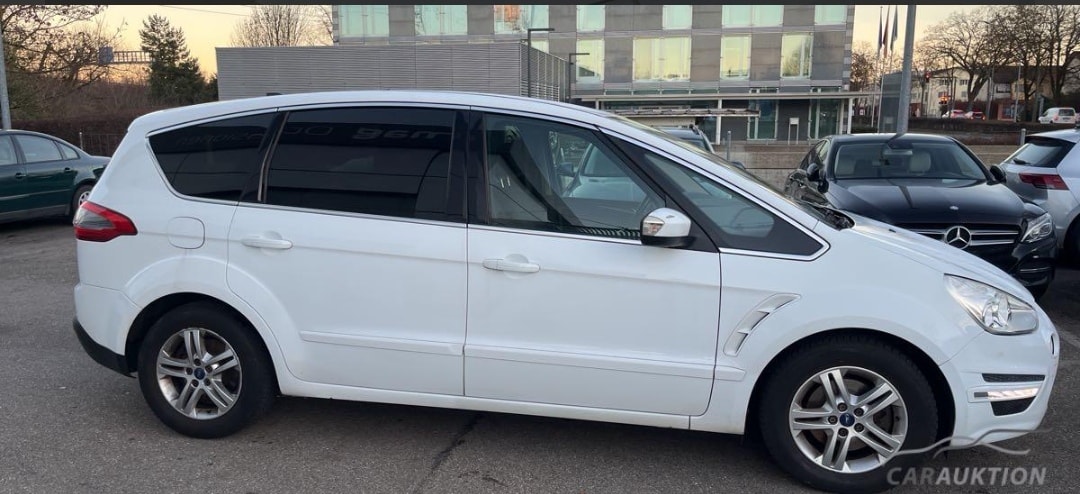 FORD S-Max 2.0 TDCi KNIE-Edition PowerShift-image-6