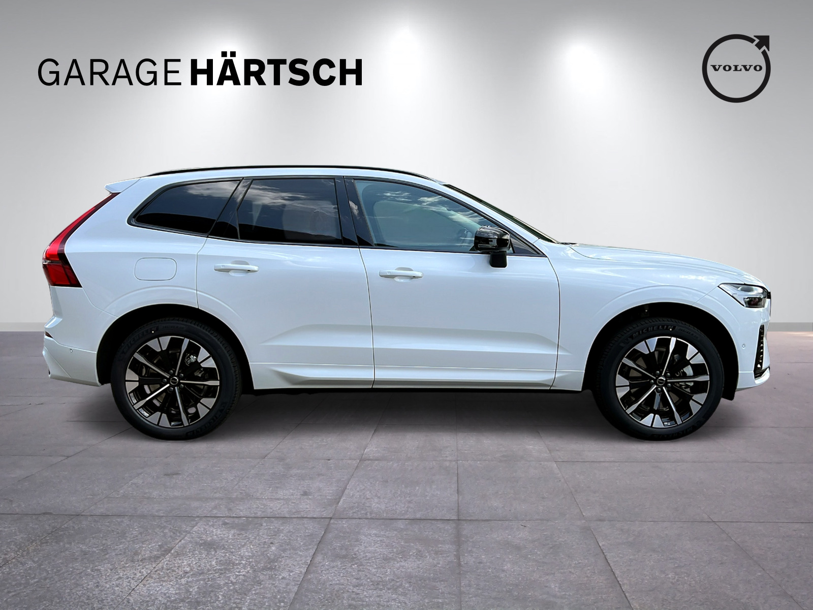 VOLVO XC60 2.0 T6 TE Ultra Dark eAWD-image-7