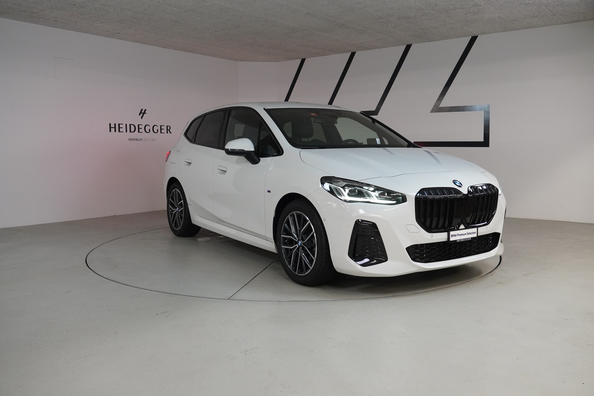 BMW 223d Active Tourer xDrive M Sport DKG-image-2
