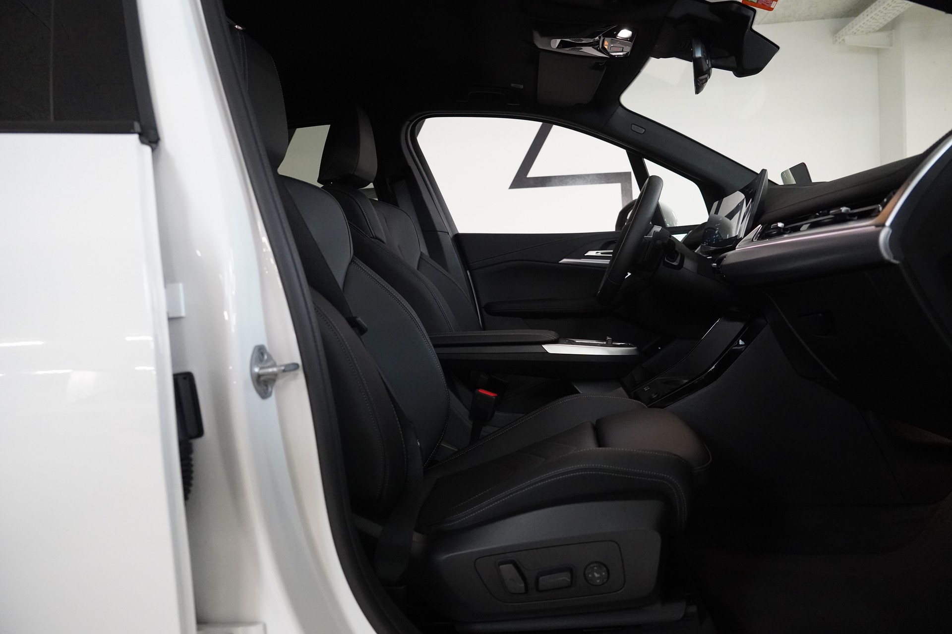 BMW 223d Active Tourer xDrive M Sport DKG-image-13