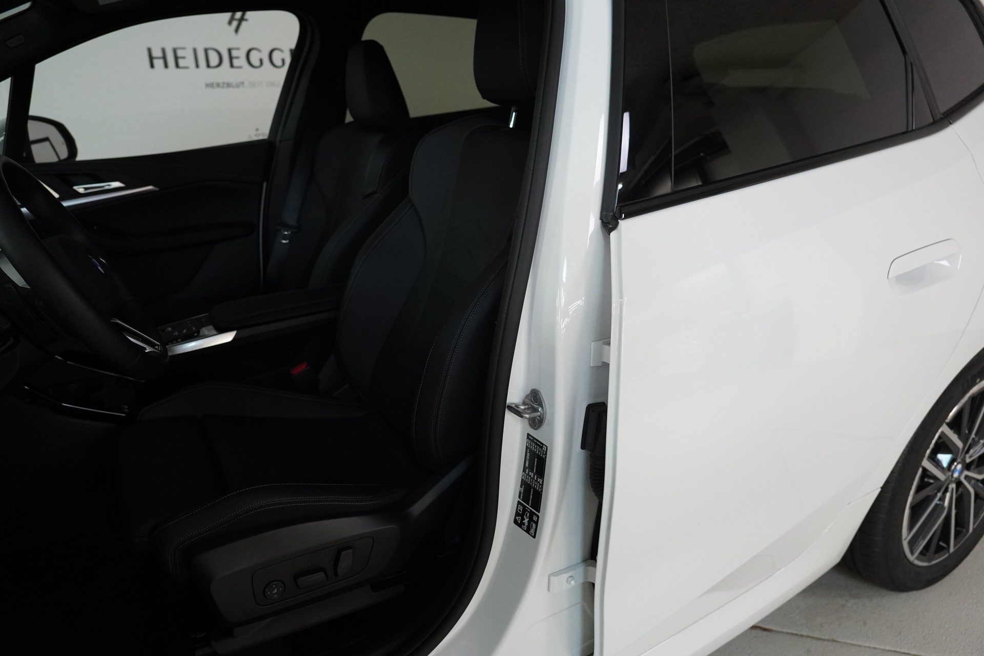 BMW 223d Active Tourer xDrive M Sport DKG-image-11