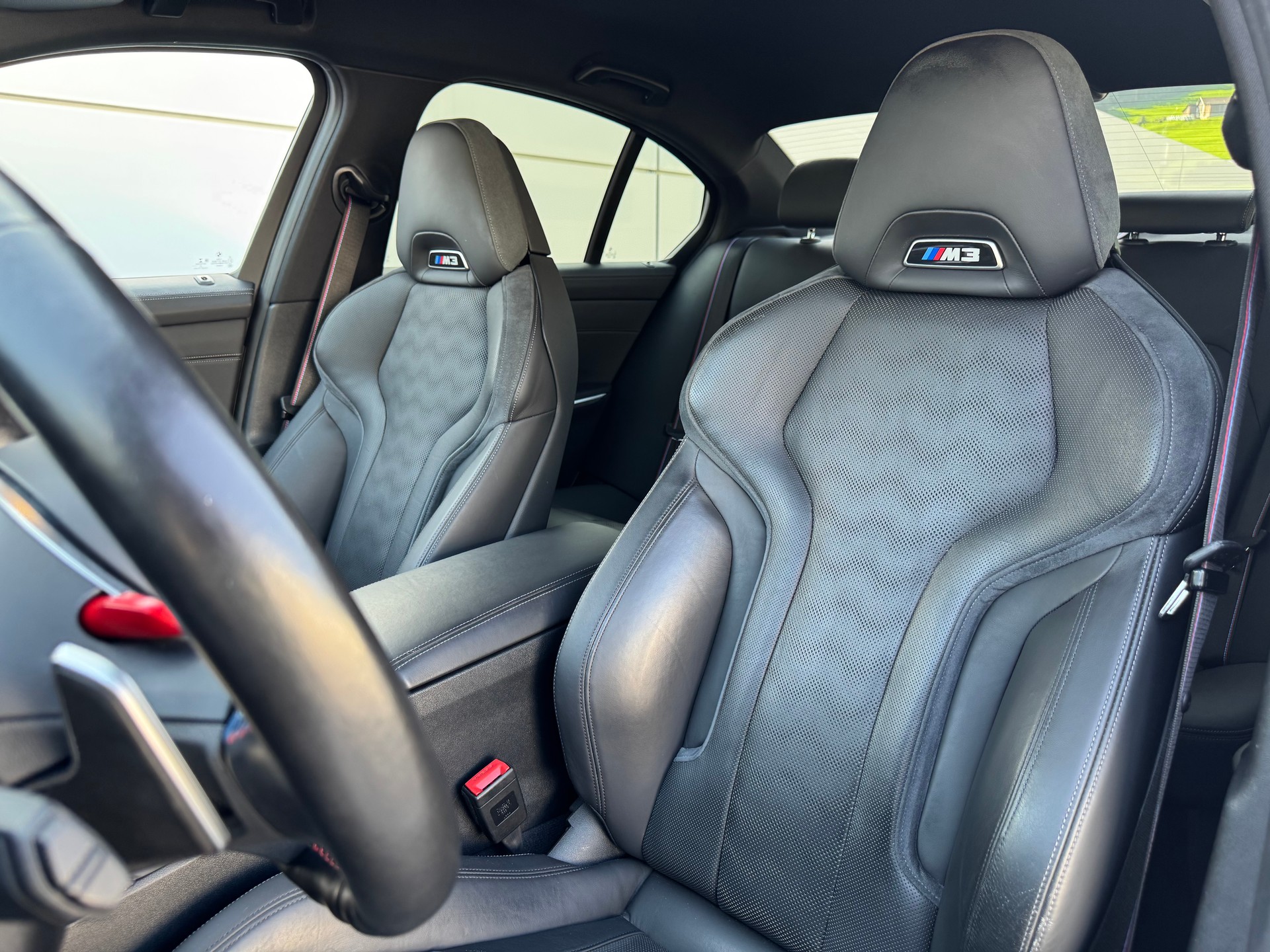 BMW M3 Competition M xDrive-image-12