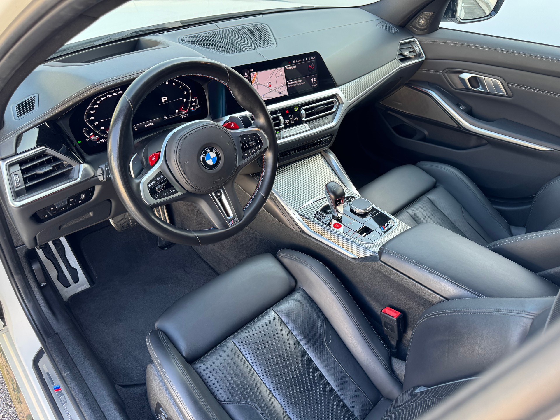 BMW M3 Competition M xDrive-image-9