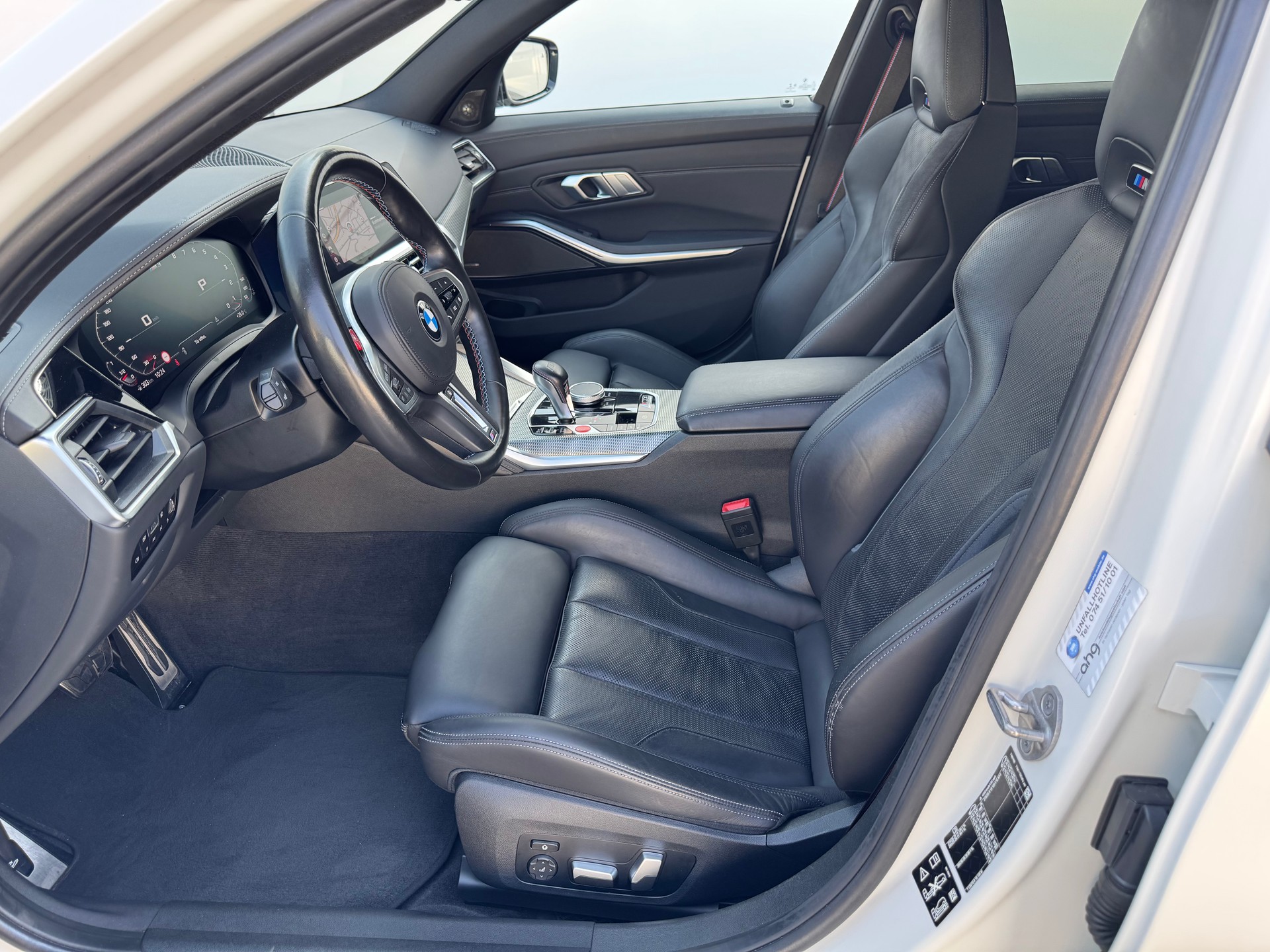 BMW M3 Competition M xDrive-image-8