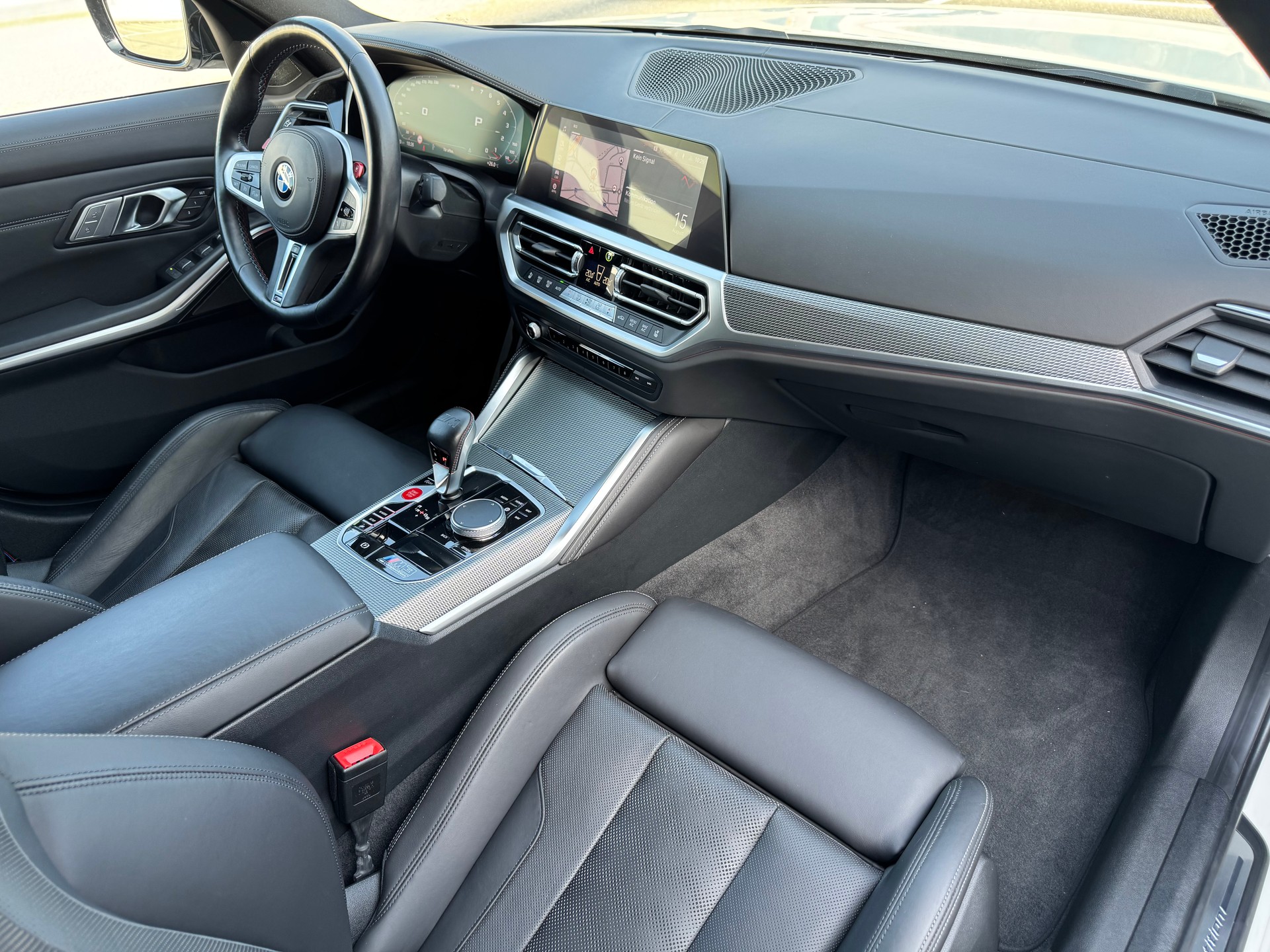 BMW M3 Competition M xDrive-image-11