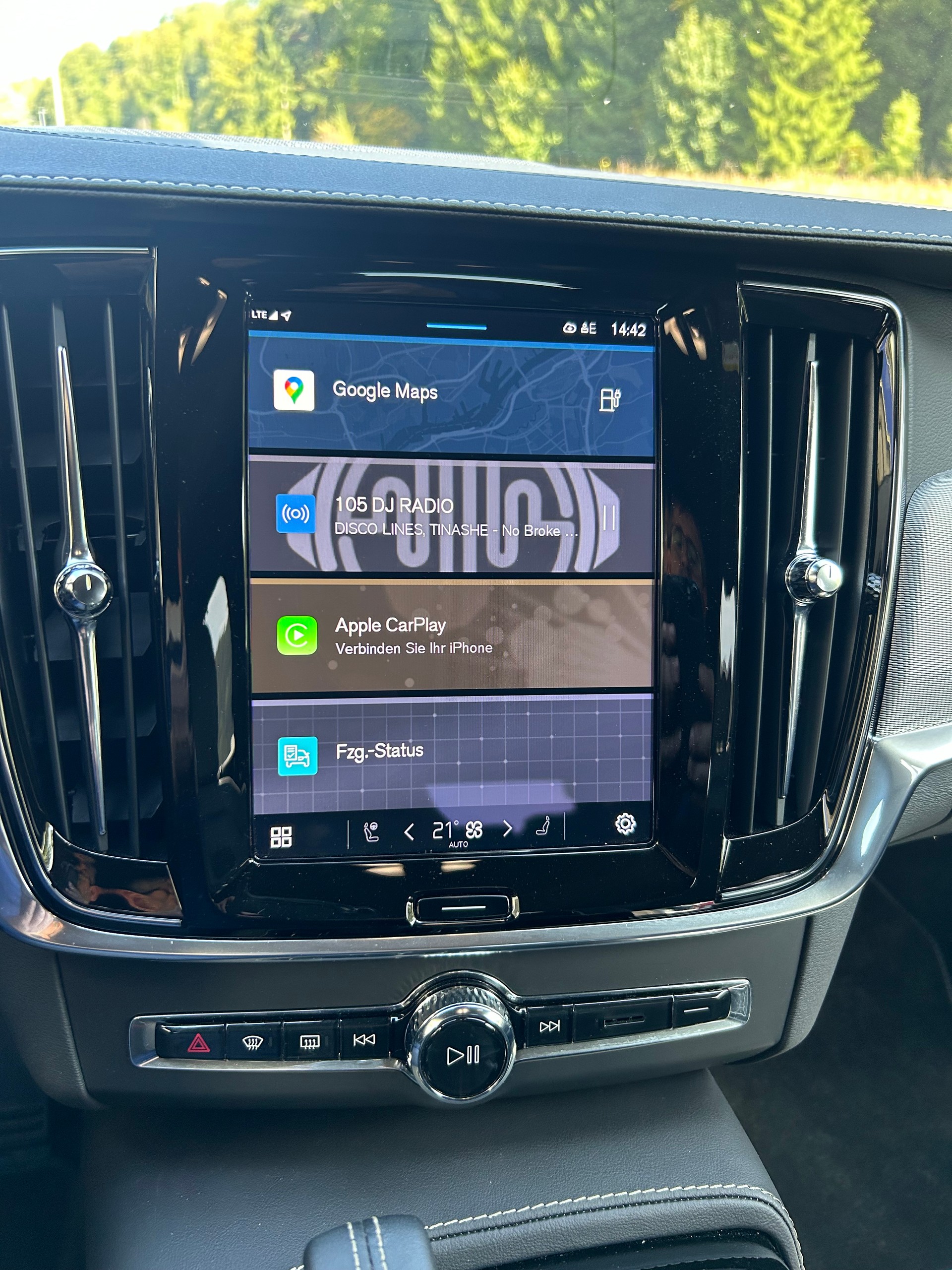 VOLVO V90 T8 eAWD Plug in Hybrid Plus Dark Geartronic-image-12