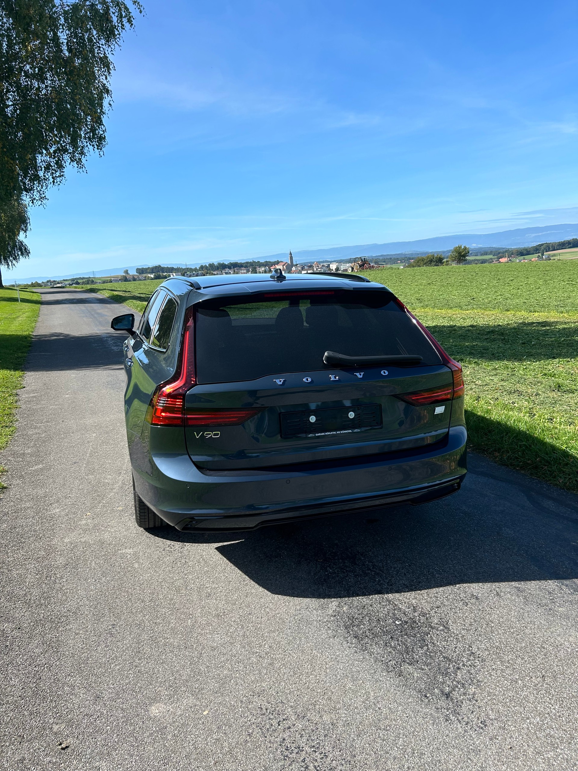 VOLVO V90 T8 eAWD Plug in Hybrid Plus Dark Geartronic-image-8