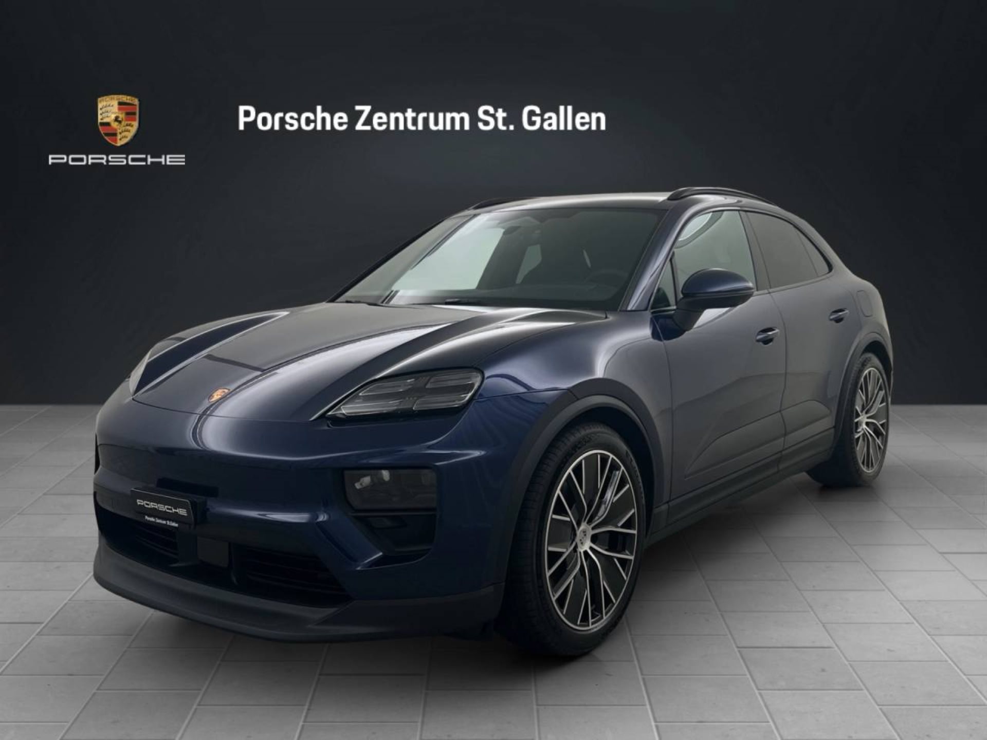 PORSCHE Macan 4-image-0