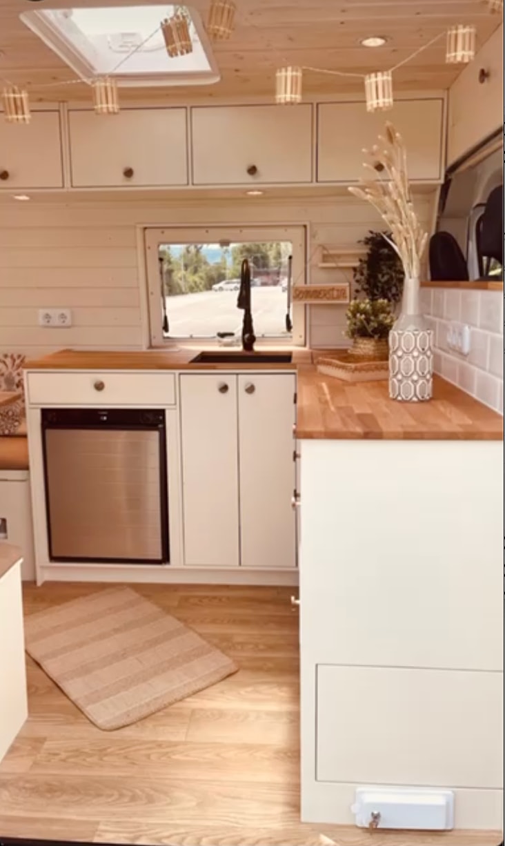 FIAT Ducato L4H2 Camper Unikat Professioneller Ausbau - Autark-image-4