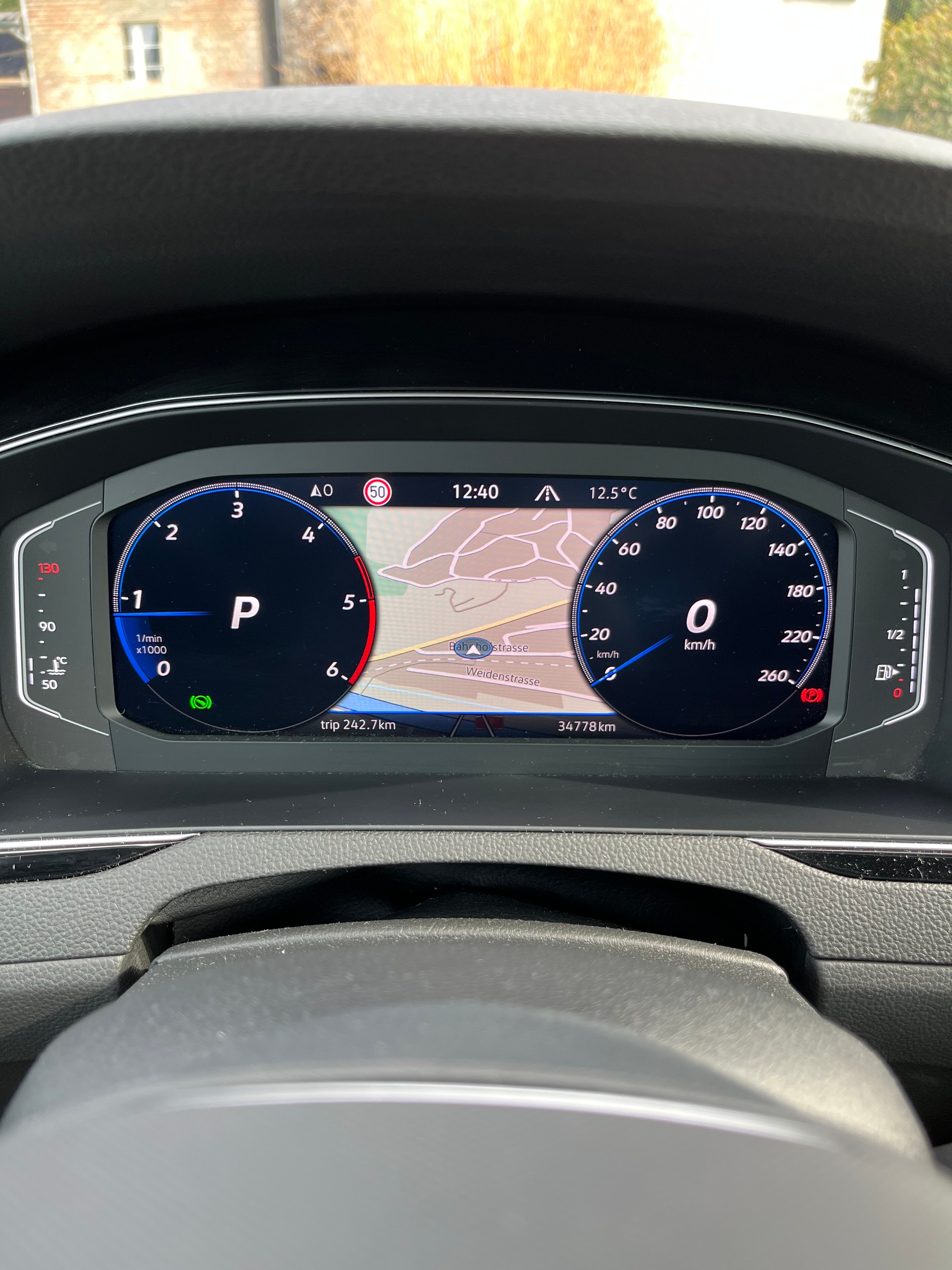 VW Passat 2.0 TDI BMT Elegance 4Motion DSG-image-5