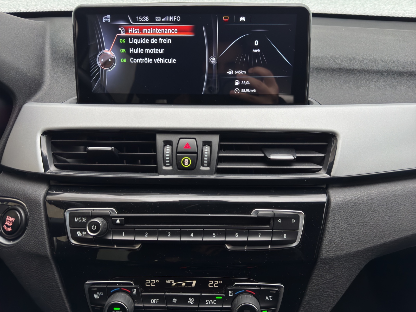 BMW X1 xDrive 18d Steptronic-image-12