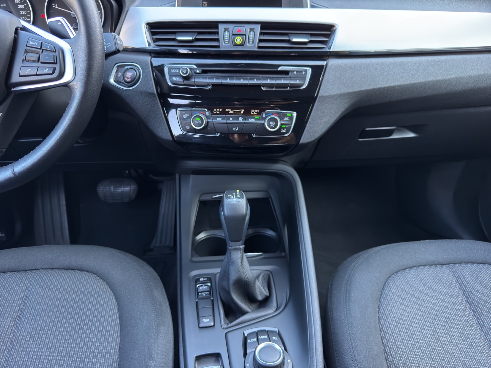 BMW X1 xDrive 18d Steptronic-image-13