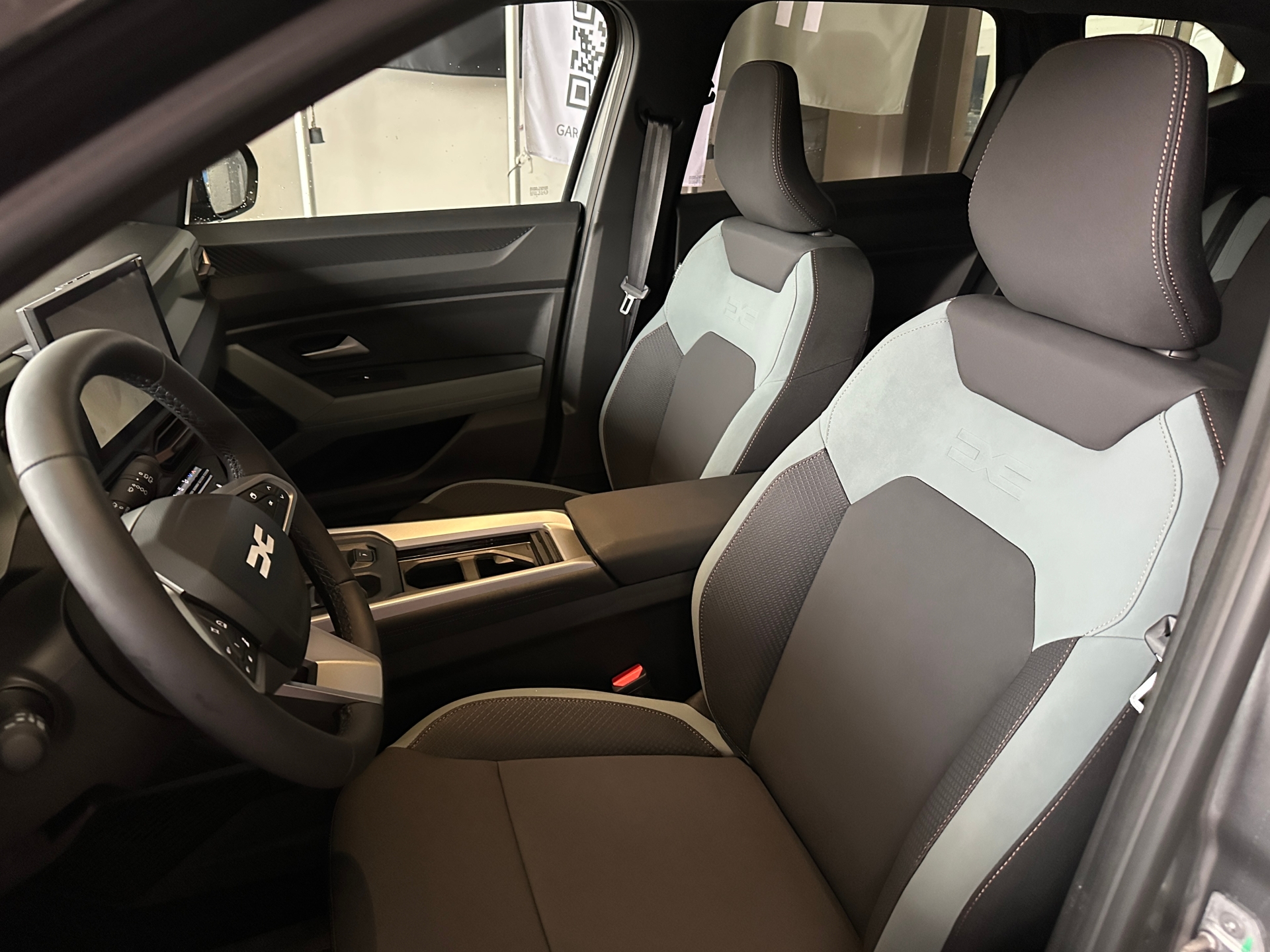 DACIA Bigster 1.8 Hybrid Extreme-image-8