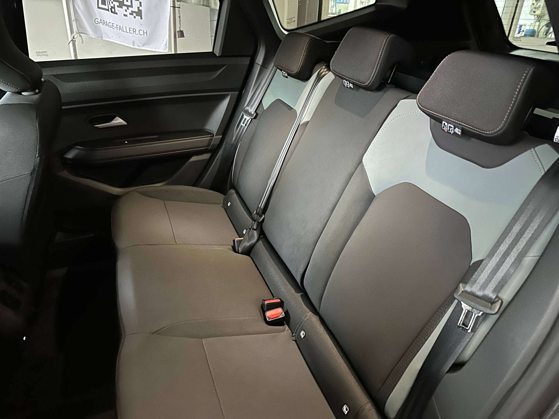 DACIA Bigster 1.8 Hybrid Extreme-image-10
