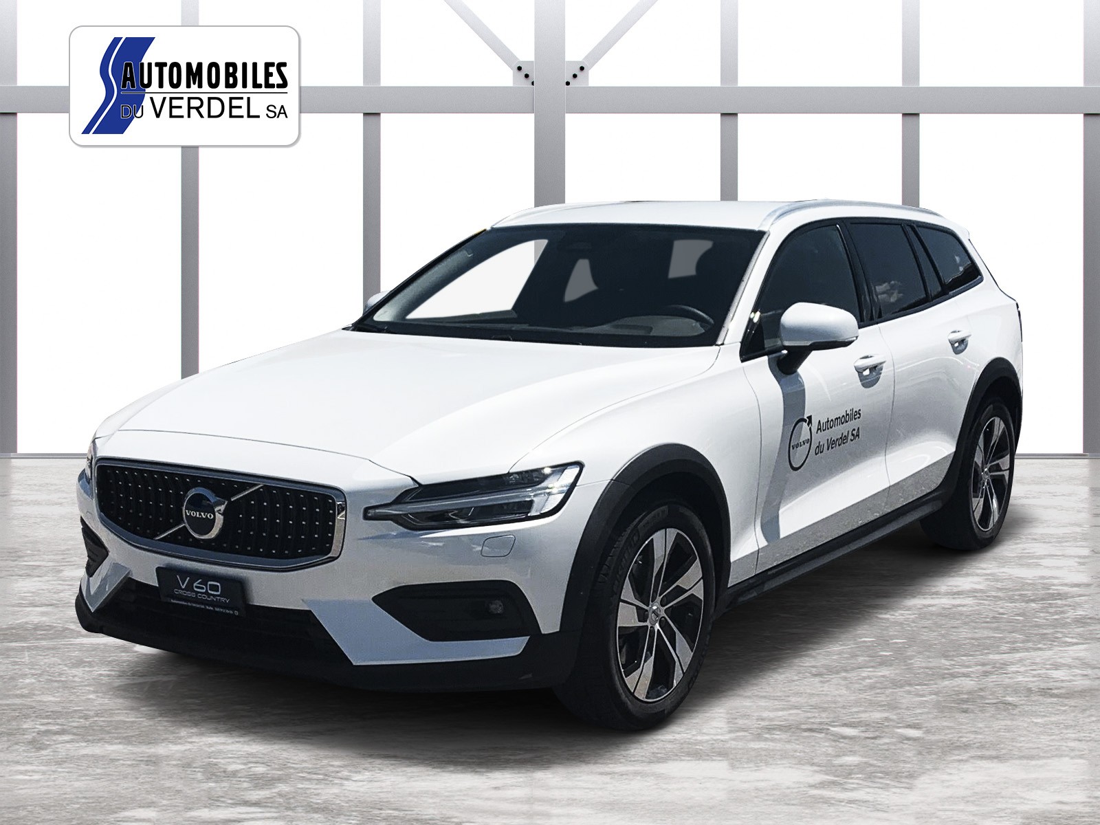 VOLVO V60 Cross Country 2.0 B4 Diesel Core AWD-image-0