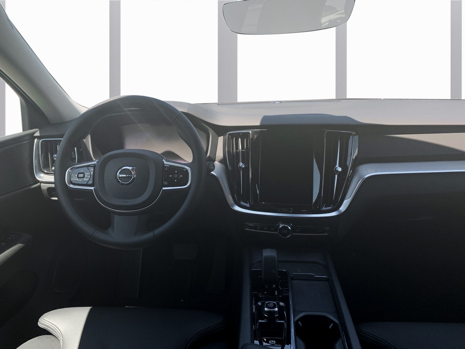 VOLVO V60 Cross Country 2.0 B4 Diesel Core AWD-image-8