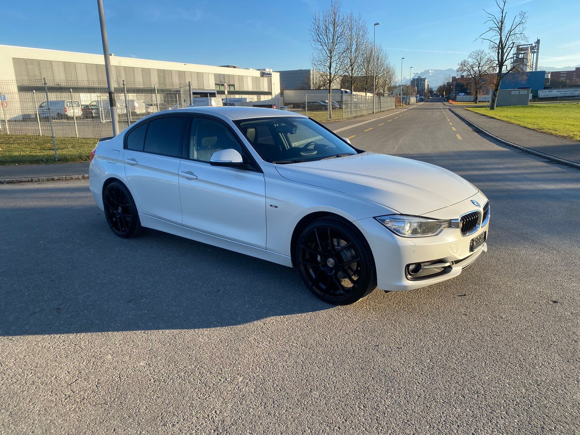 BMW 320d Steptronic-image-0