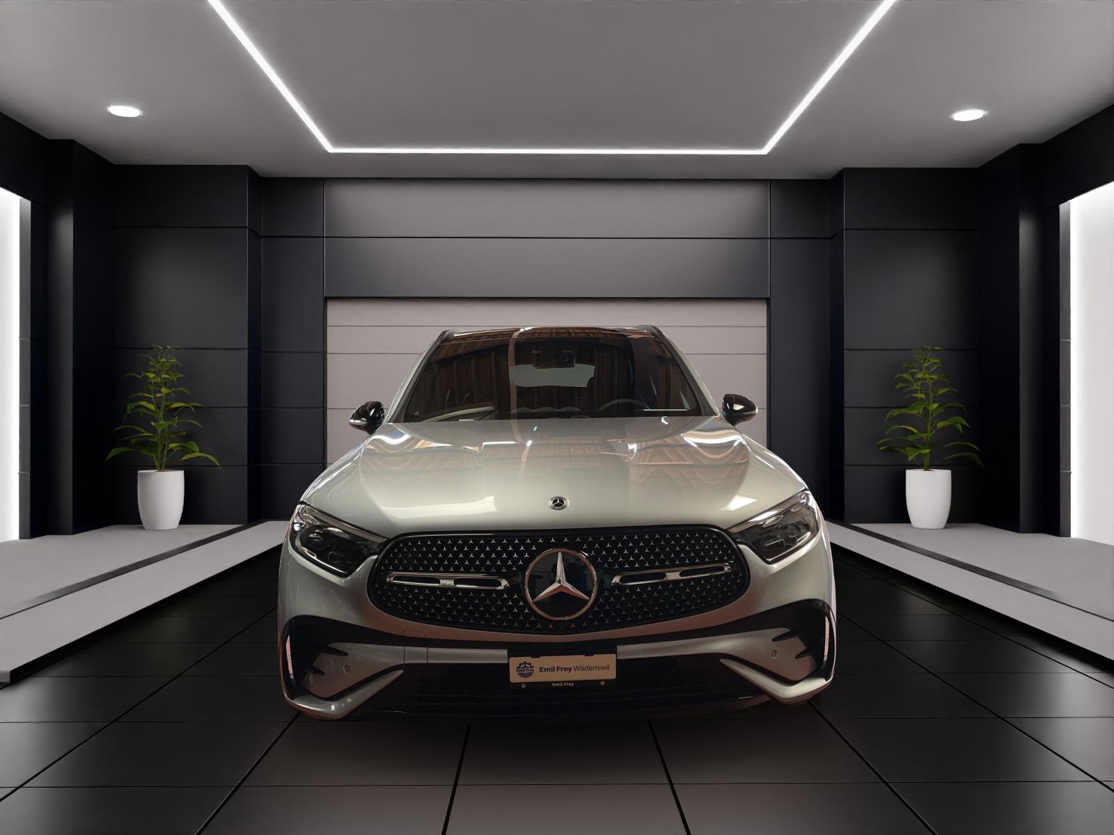 MERCEDES-BENZ GLC 200 4MATIC AMG Line-image-1