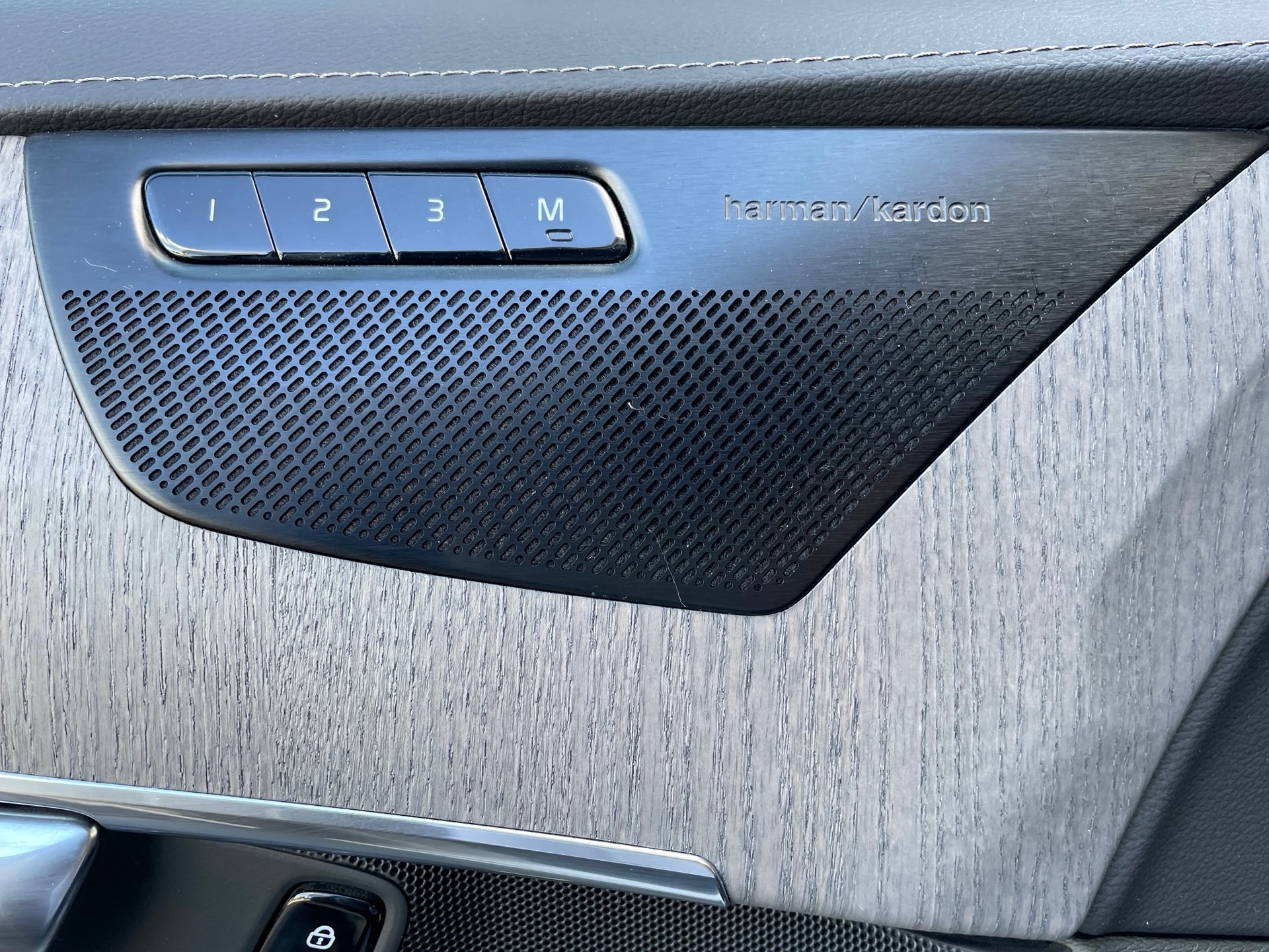 VOLVO XC90 2.0 T8 TE Inscription 7P.-image-12