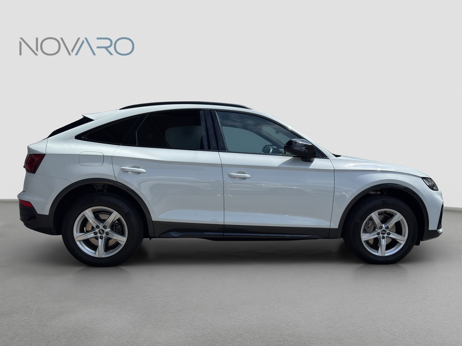 AUDI Q5 Sportback 40 TDI S line quattro S-tronic-showroom-element-1