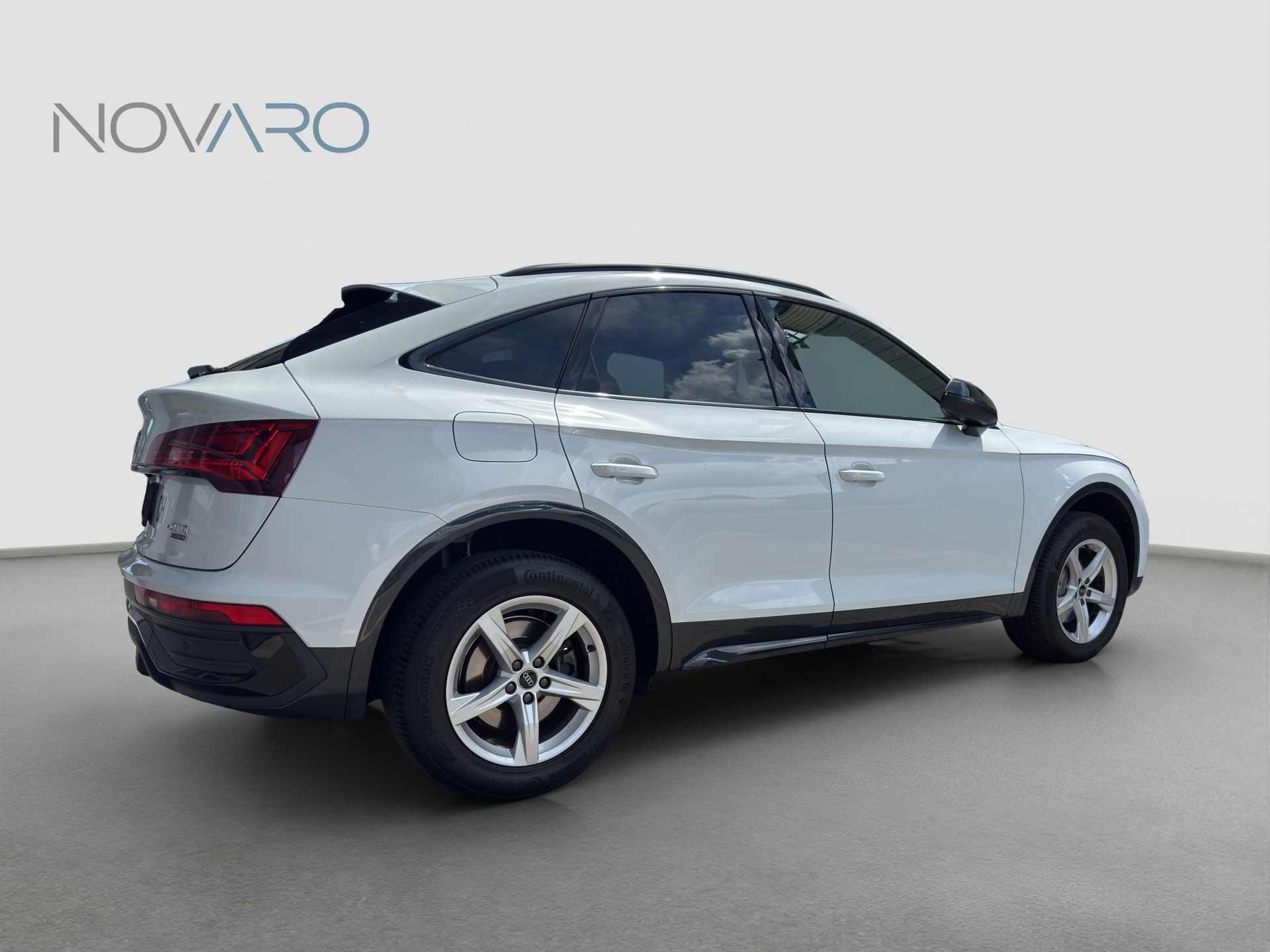 AUDI Q5 Sportback 40 TDI S line quattro S-tronic-showroom-element-2