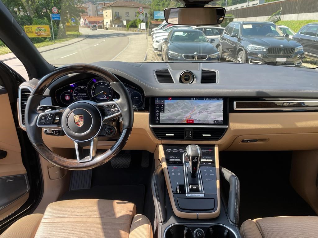 PORSCHE Cayenne E-Hybrid-image-11