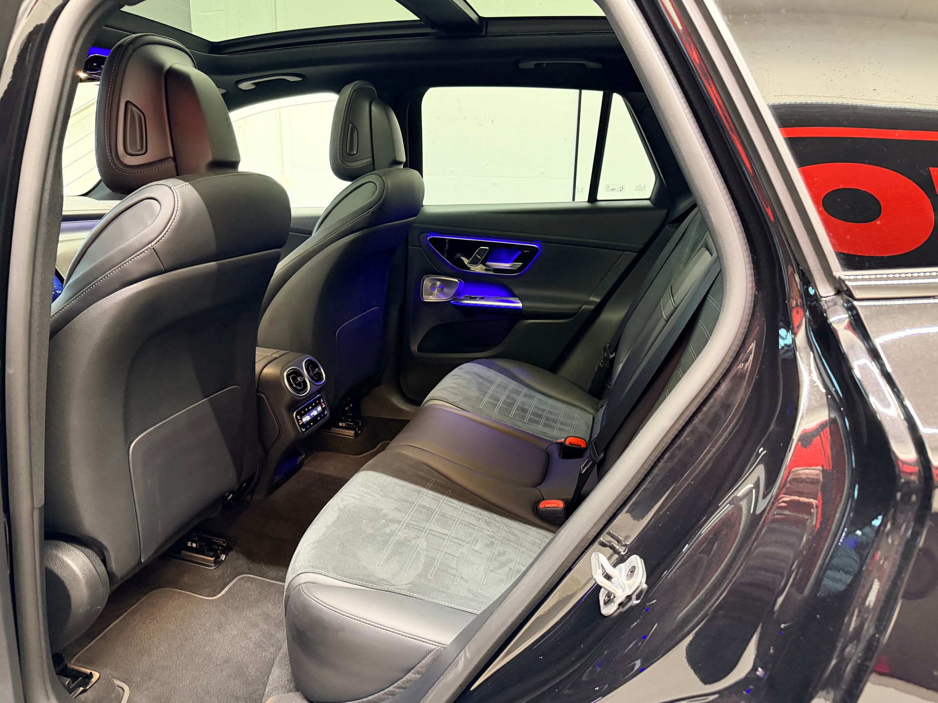 MERCEDES-BENZ GLC 450d 4Matic 9G-Tronic-image-15