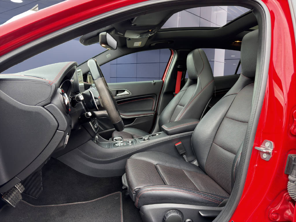 MERCEDES-BENZ GLA 45 AMG 4m-image-5