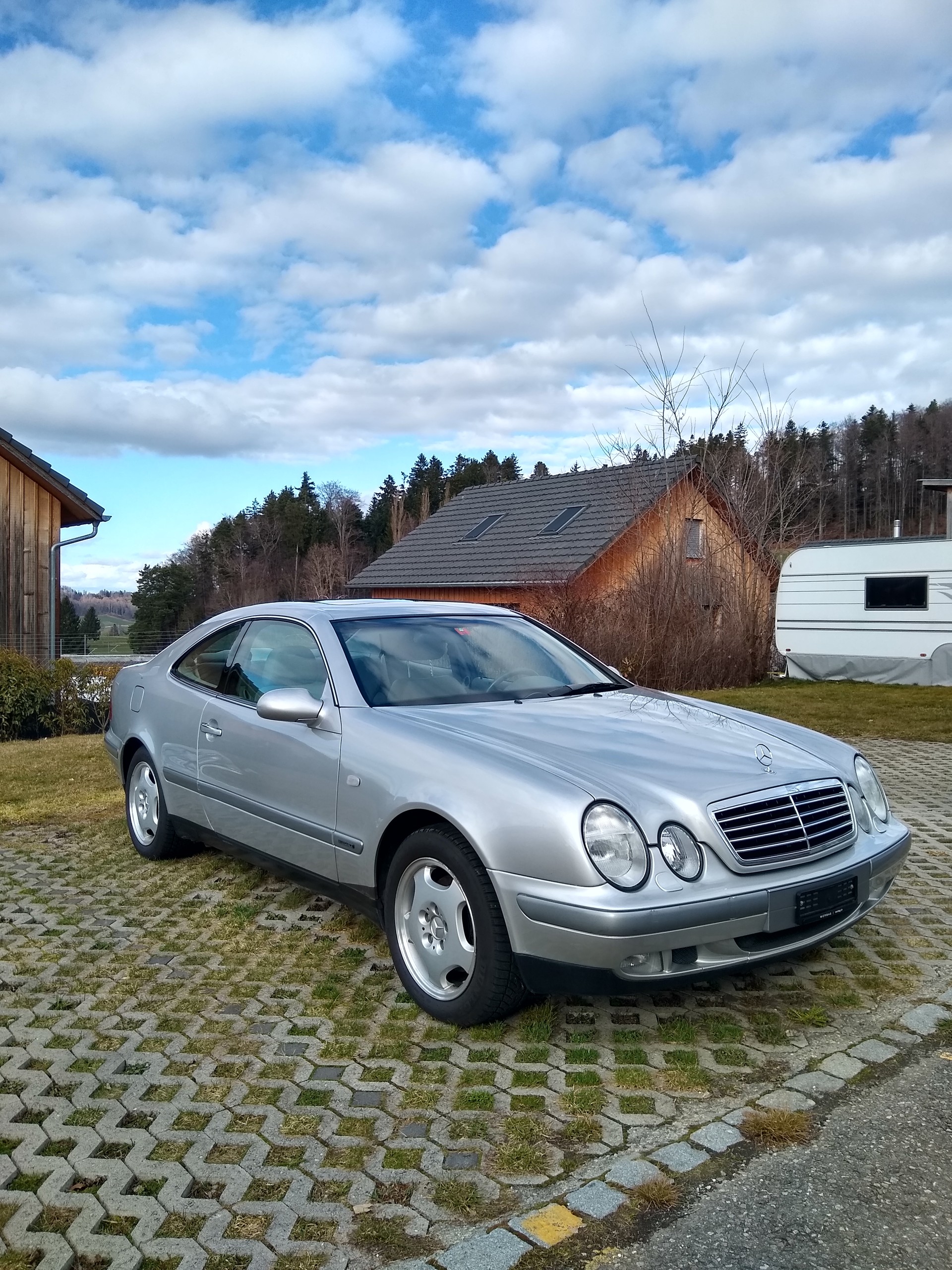MERCEDES-BENZ CLK 320 Elégance Automatic-image-12