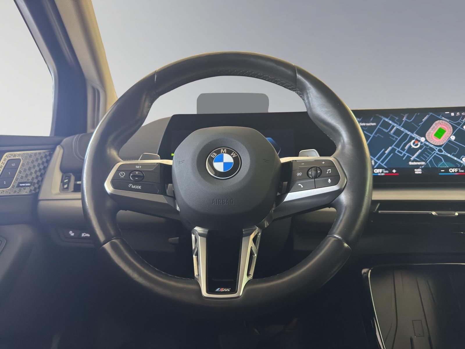 BMW 218d Active Tourer-image-9