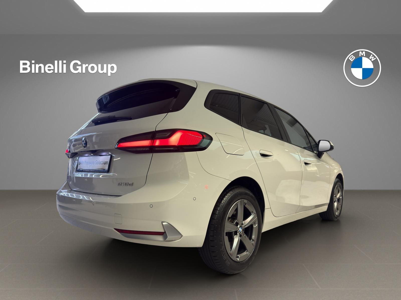BMW 218d Active Tourer-image-4