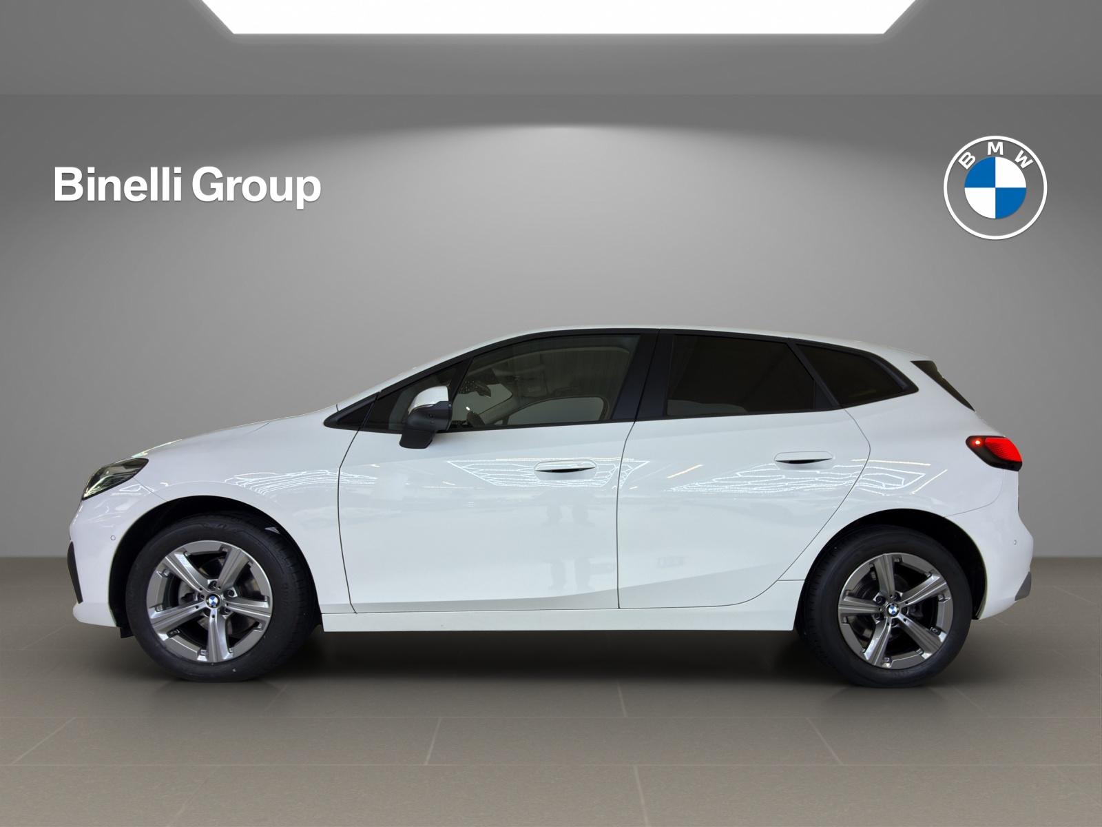BMW 218d Active Tourer-image-1