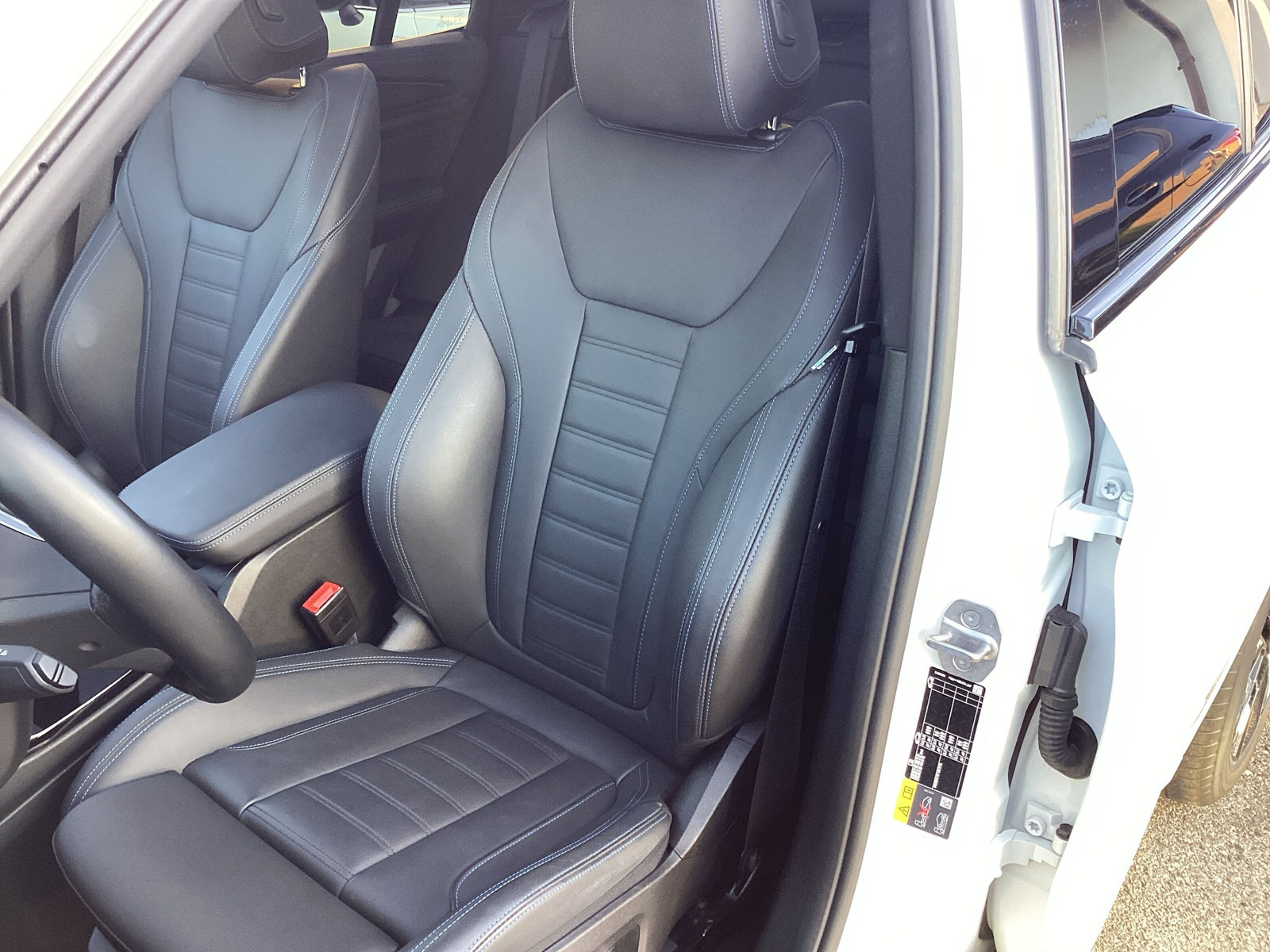 BMW iX3 Impressive-image-10
