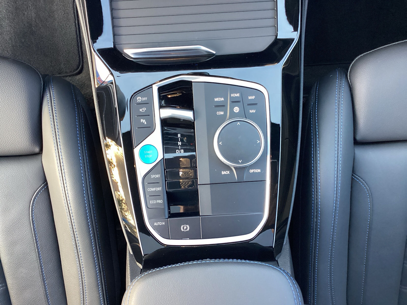 BMW iX3 Impressive-image-13