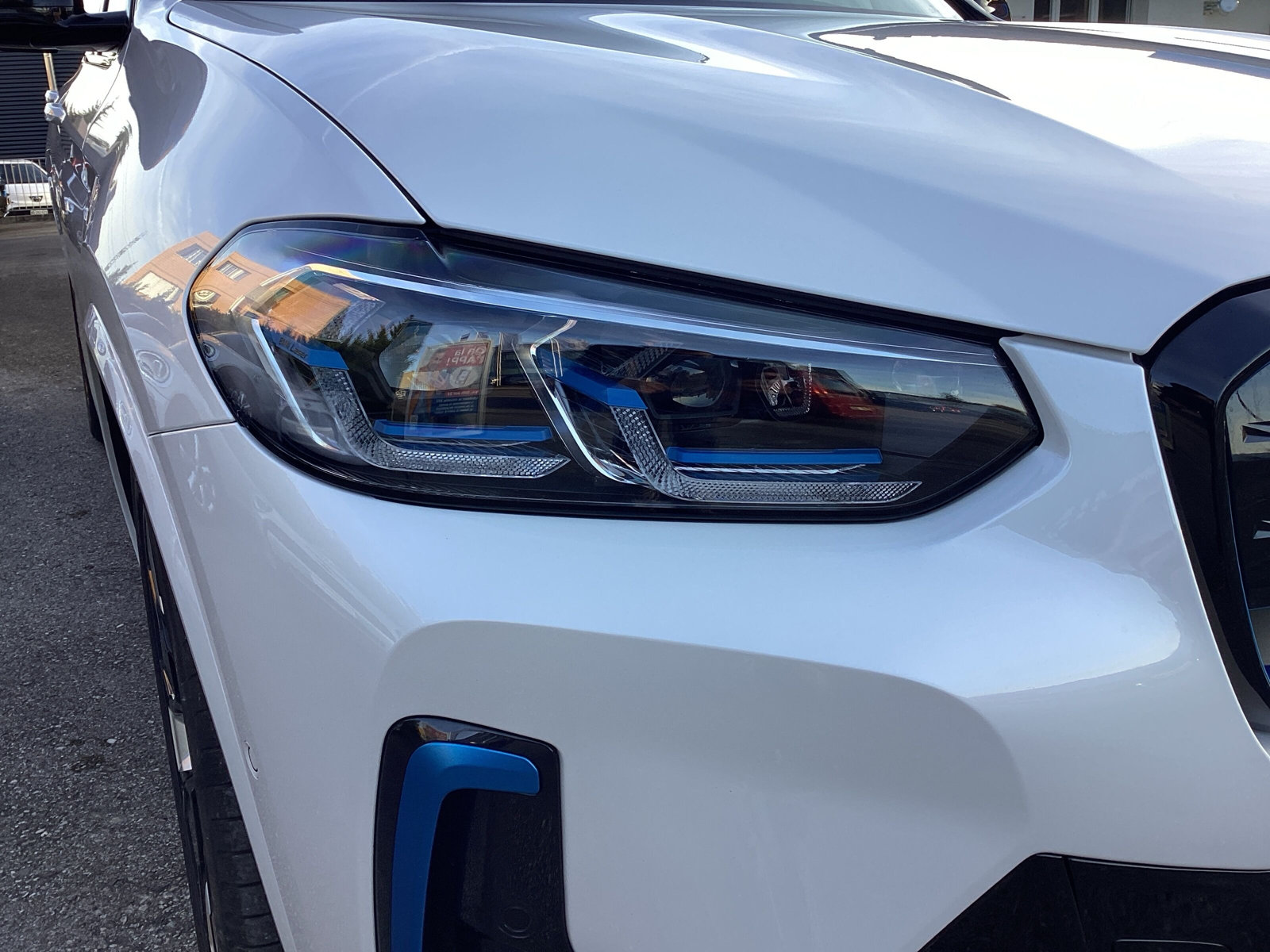 BMW iX3 Impressive-image-18