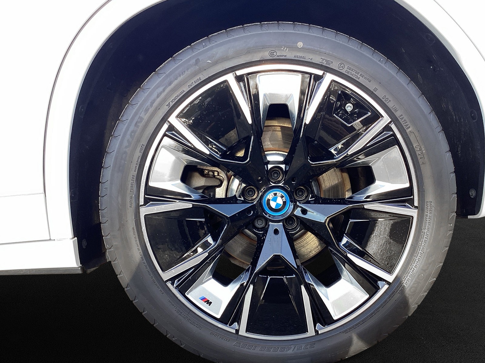 BMW iX3 Impressive-image-9