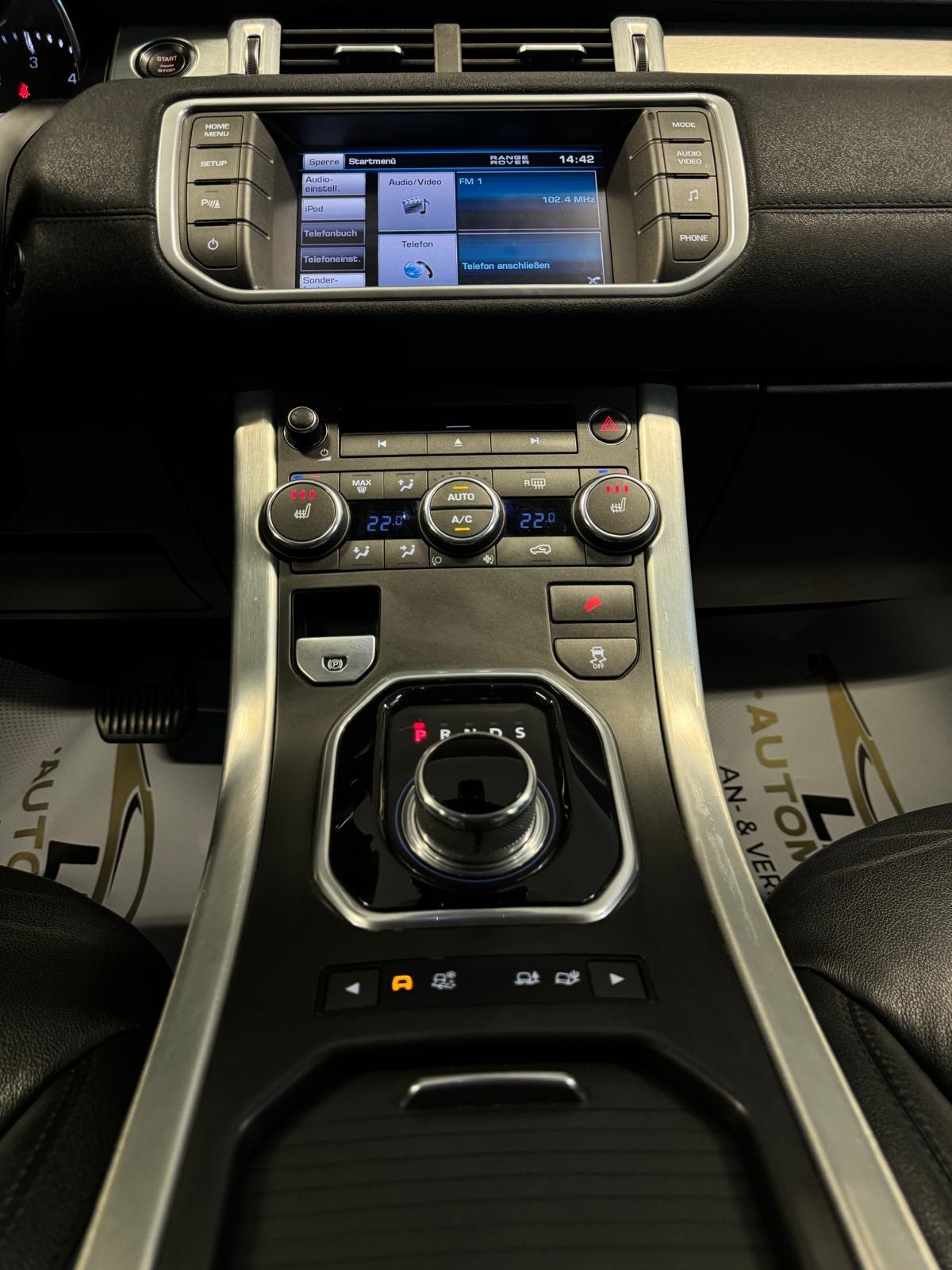 LAND ROVER Range Rover Evoque 2.2 TD4 Dynamic AT6-image-11