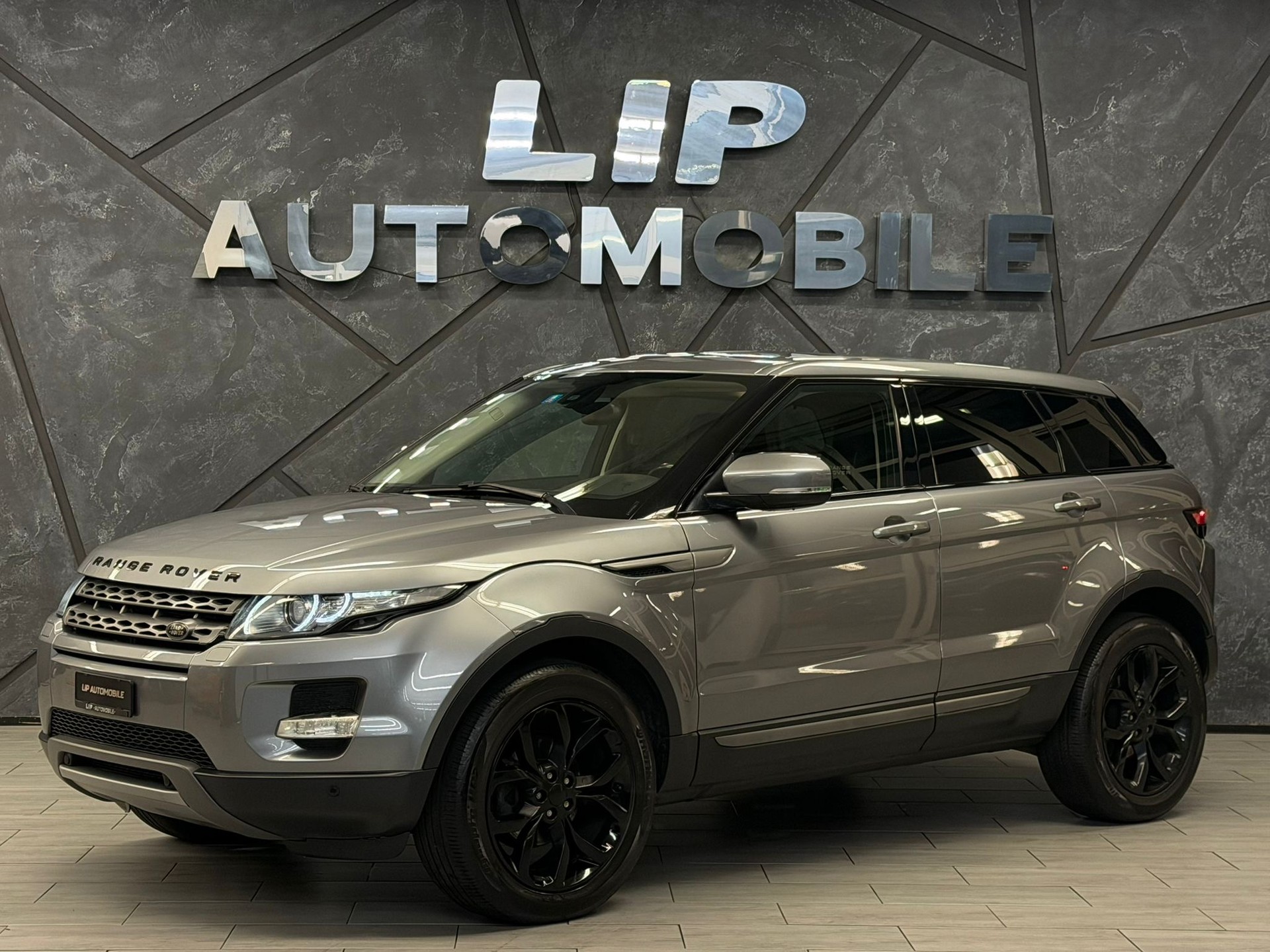 LAND ROVER Range Rover Evoque 2.2 TD4 Dynamic AT6-image-0