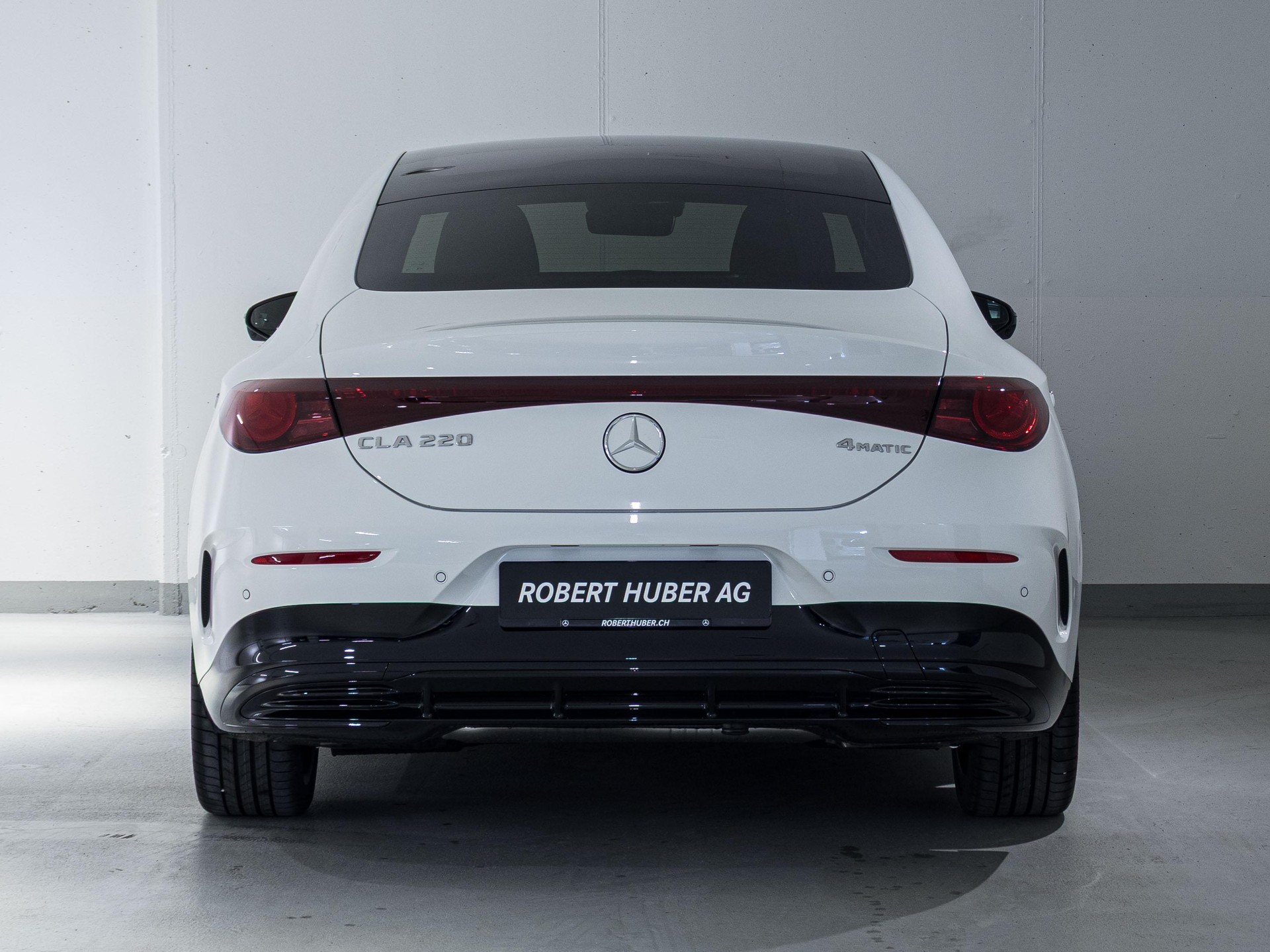 MERCEDES-BENZ CLA 220 4MATIC-image-5