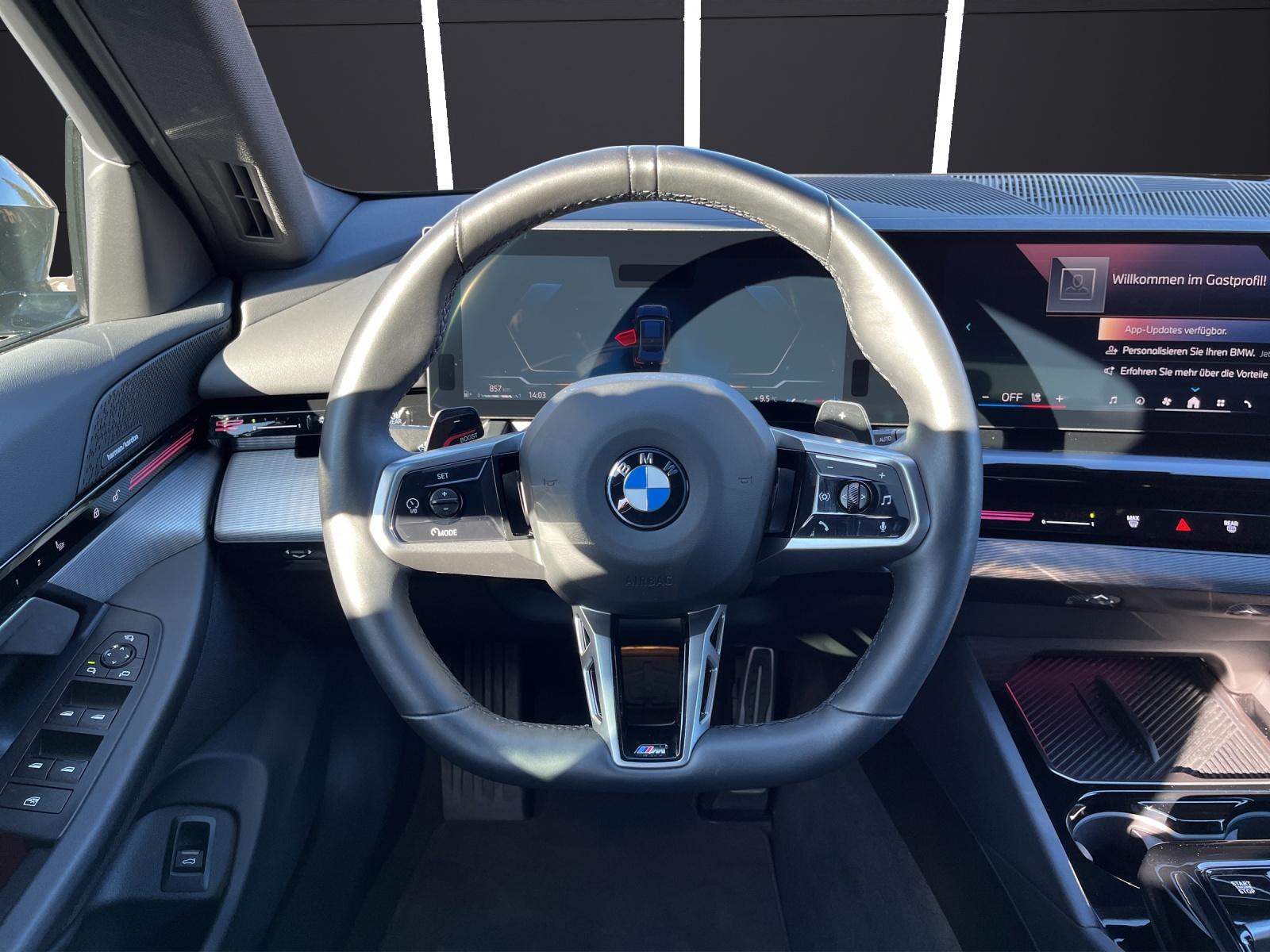 BMW 520d xDrive Touring-image-5